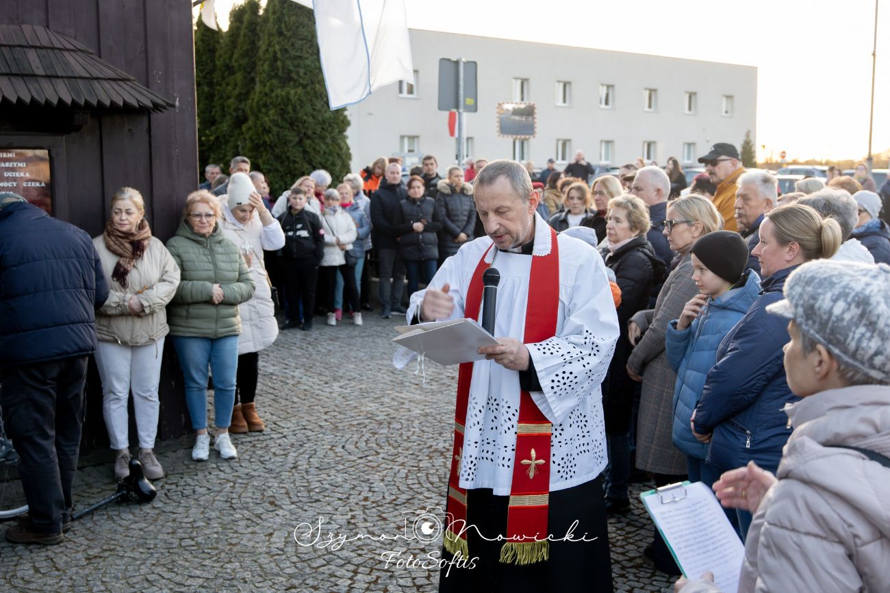Droga Krzyżowa przeszła ulicami Słupcy. Zobacz zdjęcia