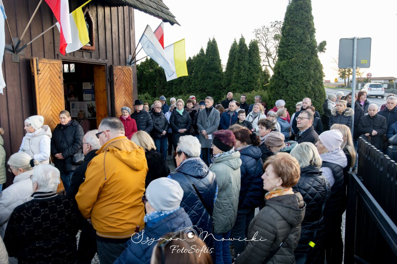 Droga Krzyżowa przeszła ulicami Słupcy. Zobacz zdjęcia