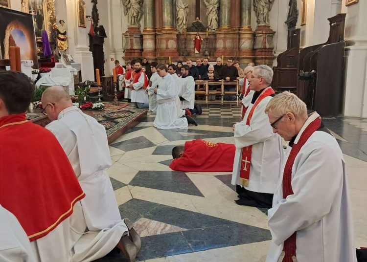 Wielki Piątek w Lądzie