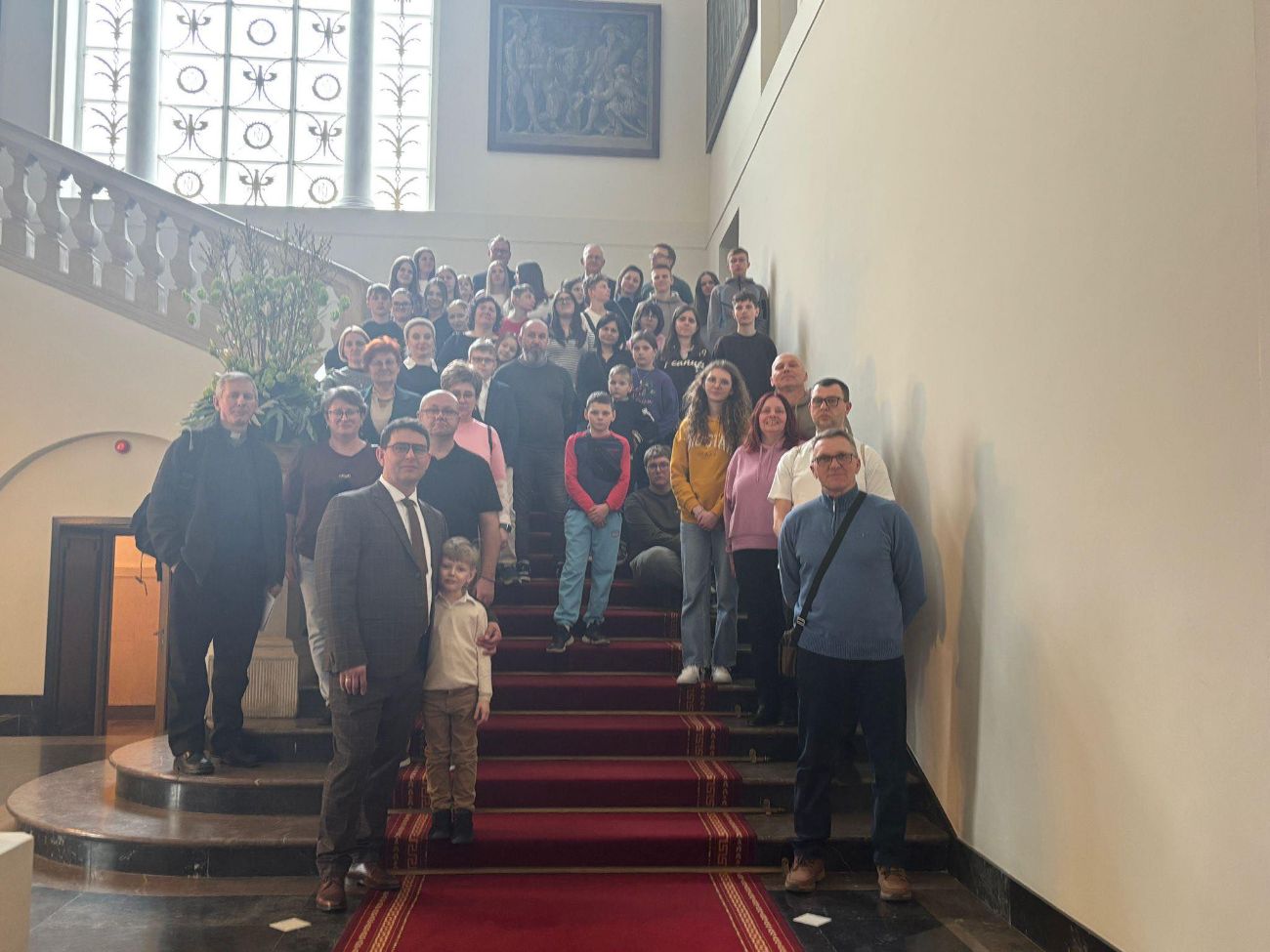 Salezjanie z młodzieżą oratoryjną i parafianami z Lądu w Pałacu Prezydenckim