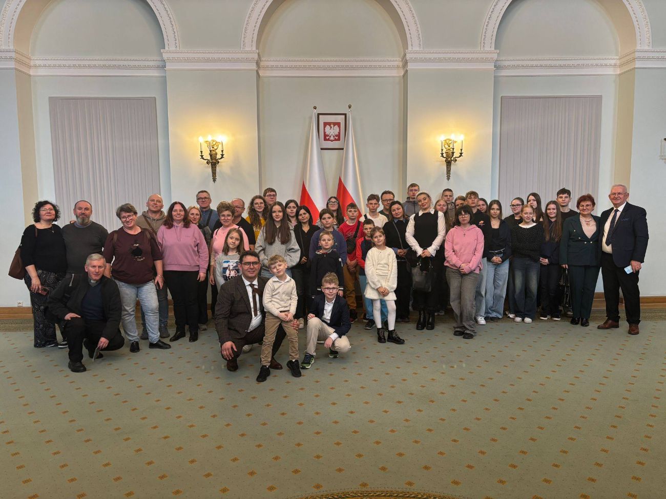 Salezjanie z młodzieżą oratoryjną i parafianami z Lądu w Pałacu Prezydenckim