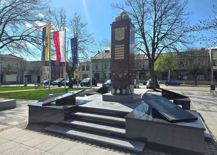 Remont pomnika zakończony. Kosztował prawie 100 tysięcy