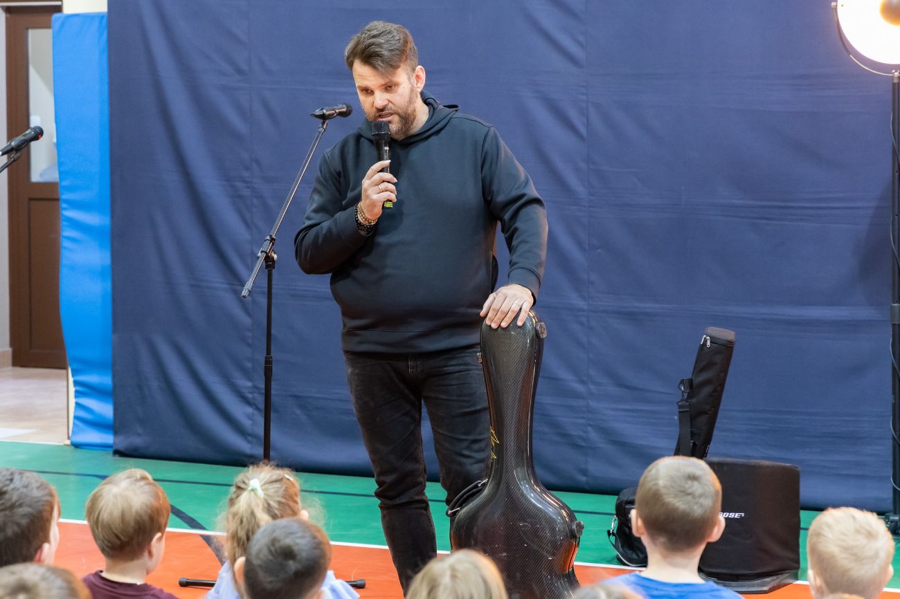 Spotkał się z uczniami z Wólki