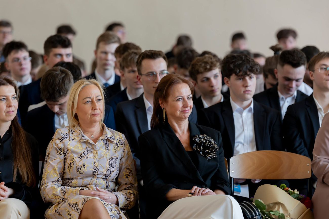 Tak pożegnali absolwentów ZSZ. Zobacz zdjęcia