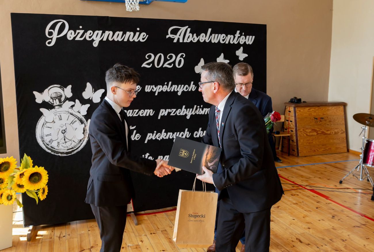 Tak pożegnali absolwentów ZSZ. Zobacz zdjęcia