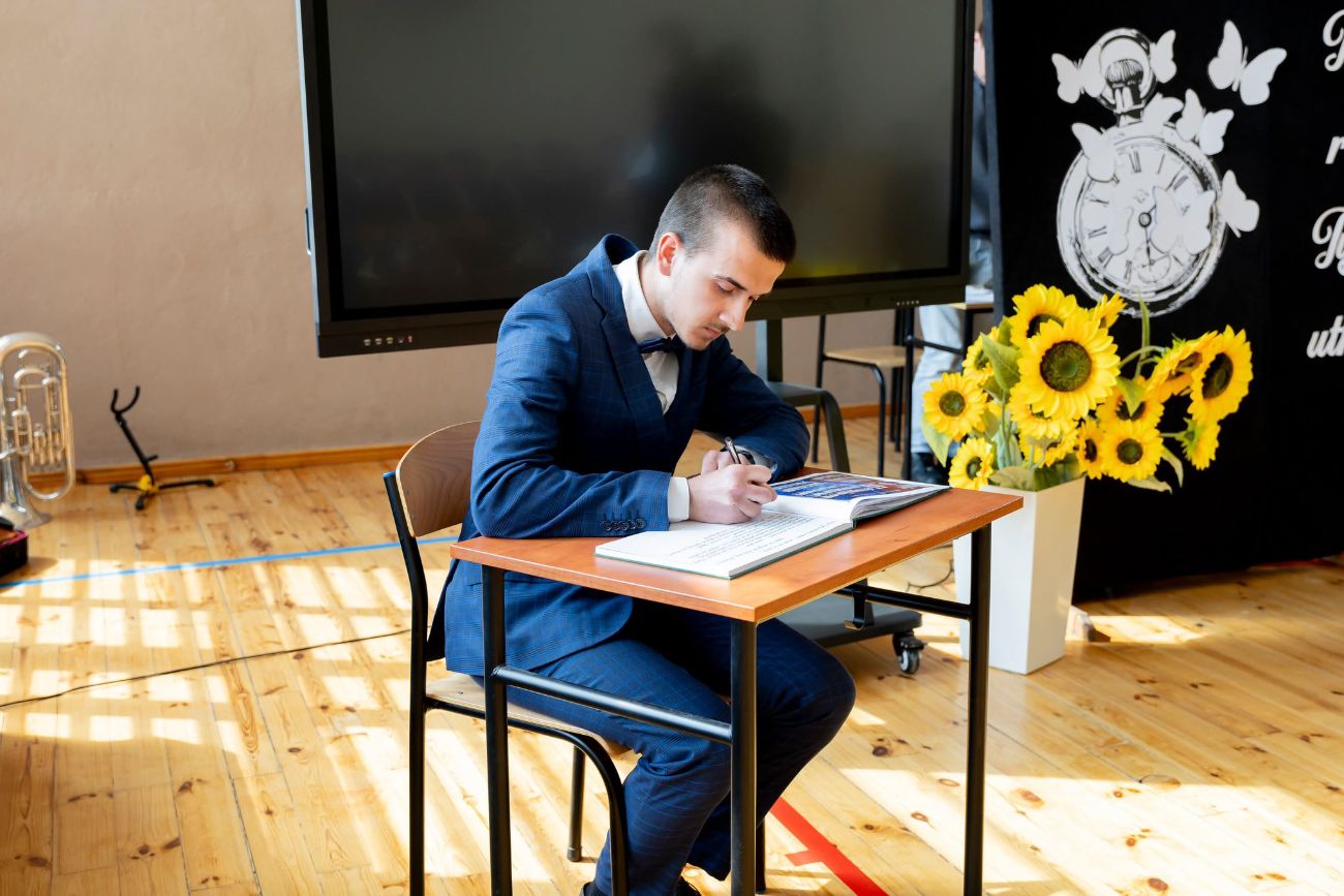 Tak pożegnali absolwentów ZSZ. Zobacz zdjęcia