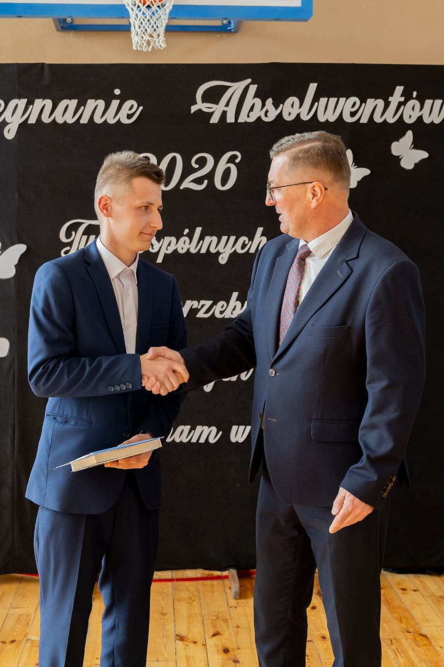 Tak pożegnali absolwentów ZSZ. Zobacz zdjęcia