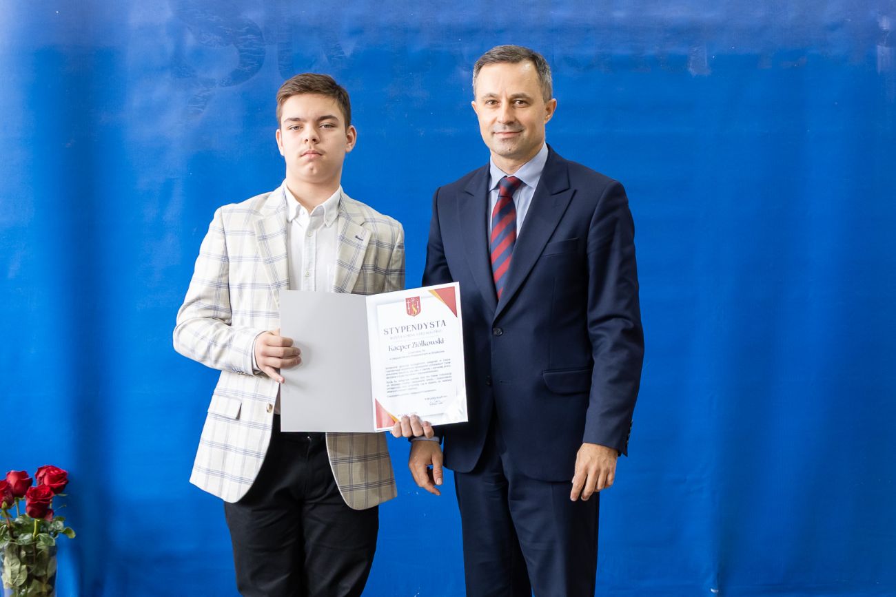 33 uczniów wyróżnionych. Dostali stypendium