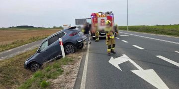 Groźnie na nowej drodze w pobliżu Powidza