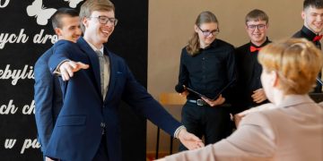 Tak pożegnali absolwentów ZSZ. Zobacz zdjęcia