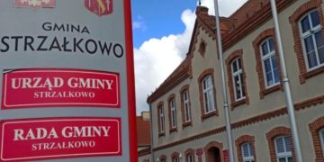 Droga rozsypała się po zimie. Potrzebny pilny remont