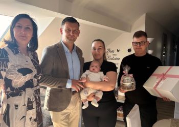 Wójt odwiedził najmłodszych mieszkańców gminy