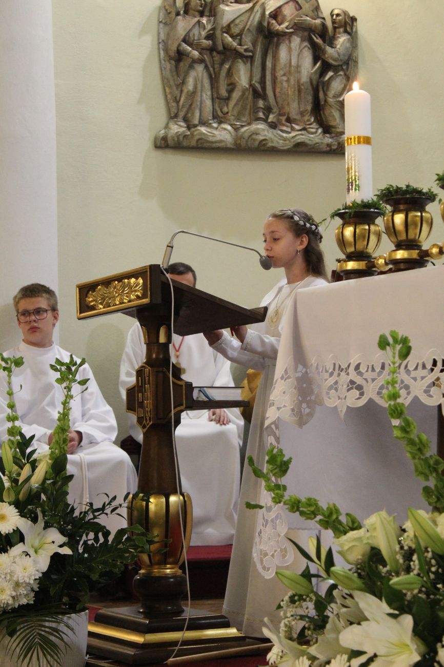 Komunia w Strzałkowie. Zobacz zdjęcia