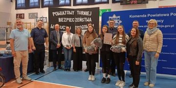 Koszuty cieszą się z sukcesu swoich uczniów
