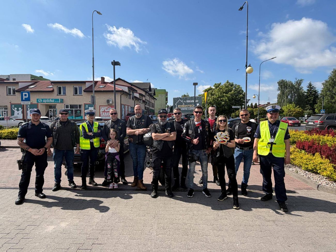 Policjanci i motocykliści z ważnym przekazem