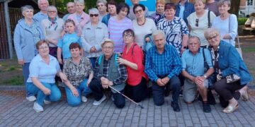 Cienińscy seniorzy w Gołuchowie