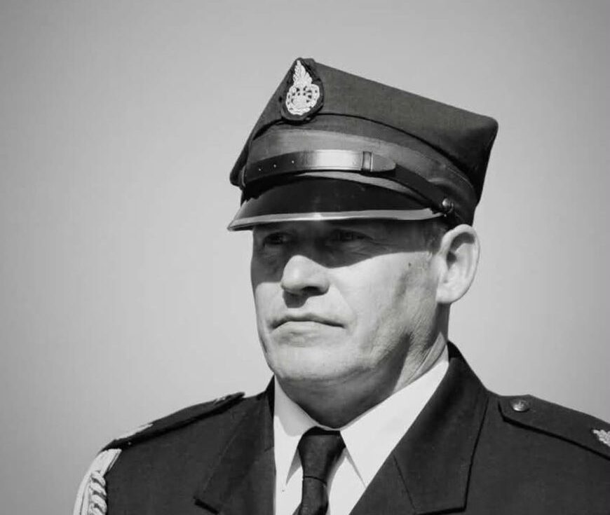 „Twój nomex wciąż wisi na wieszaku”. Druhowie żegnają Piotra Markiewicza